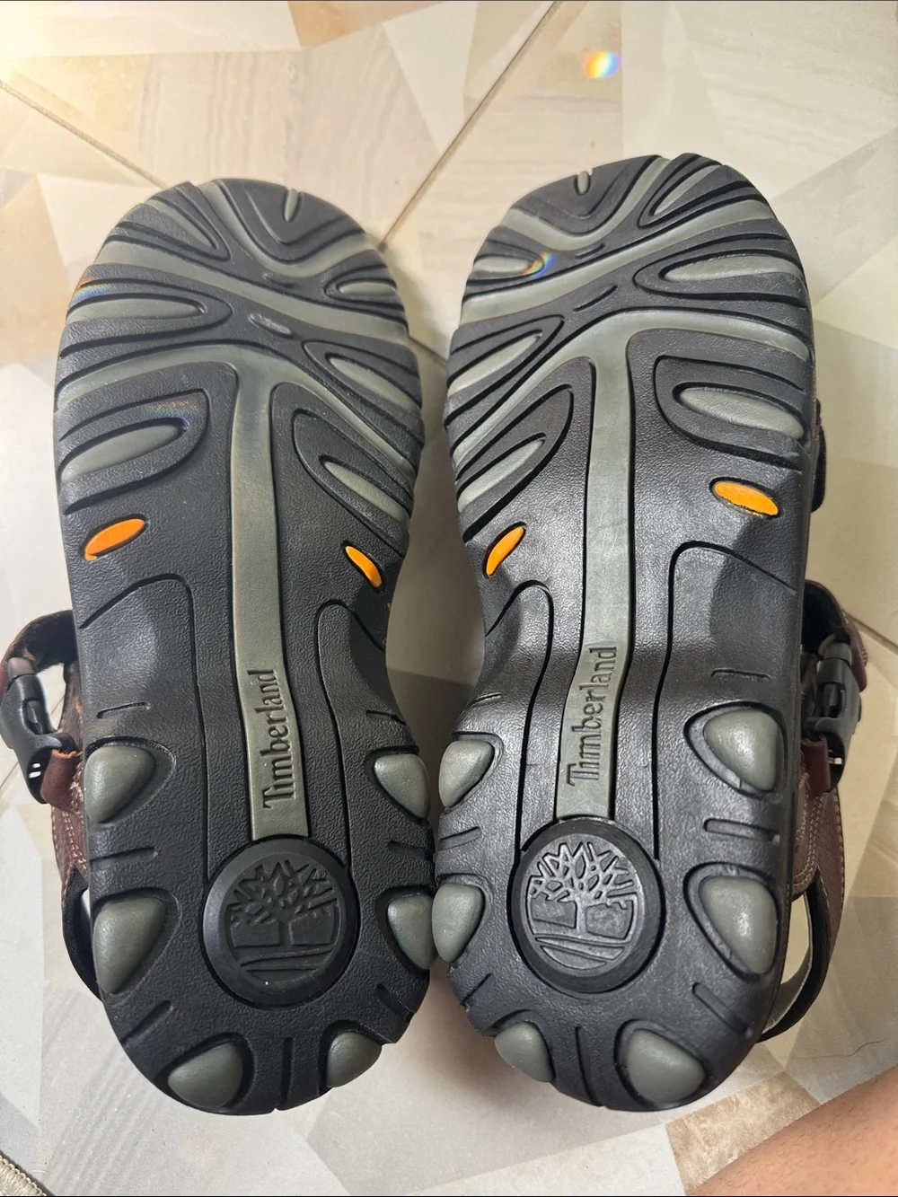 Brand New: Timberland Brown Leather Men’s Adjustable Velcro Sandals